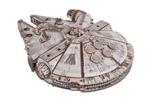 Laden Sie das Bild in den Galerie-Viewer, Millennium Falke™