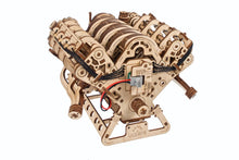 Laden Sie das Bild in den Galerie-Viewer, V8-Motor