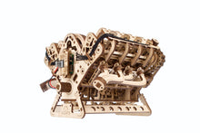 Laden Sie das Bild in den Galerie-Viewer, V8-Motor