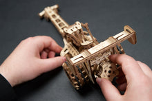 Laden Sie das Bild in den Galerie-Viewer, Dragster