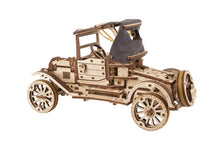 Load image into Gallery viewer, Retro-Auto UGR-T