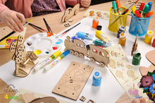 Laden Sie das Bild in den Galerie-Viewer, Lokomotive