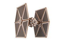Laden Sie das Bild in den Galerie-Viewer, TIE Fighter™
