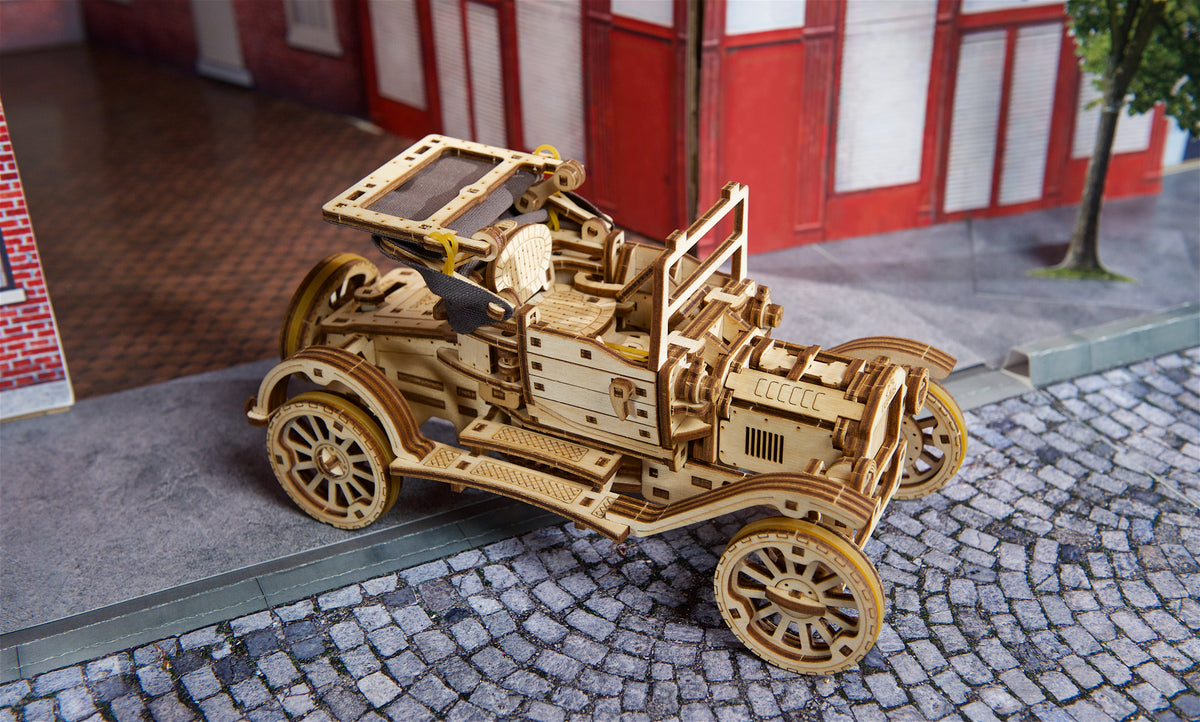 Retro Car UGR-T – Image 10