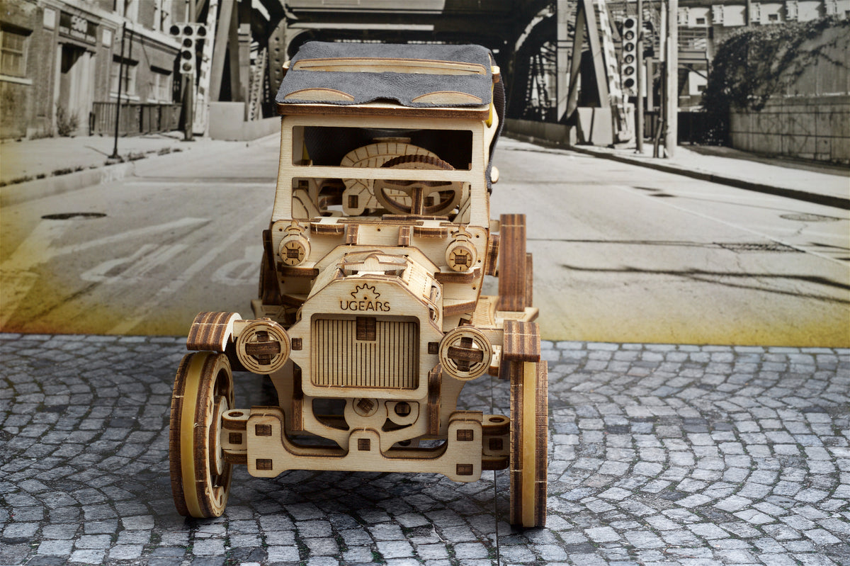 Retro Car UGR-T – Image 9