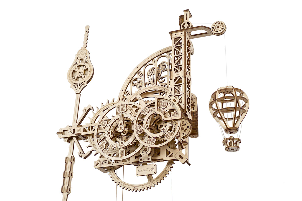 UGEARS Aero-Uhr „Wanduhr mit Pendel“ Holzbausatz