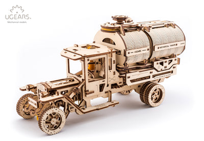 LKW -TANKWAGEN - aufgebautes Modell