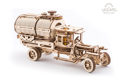 LKW -TANKWAGEN - aufgebautes Modell