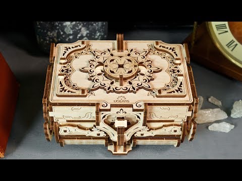 Antique Box – Image 6